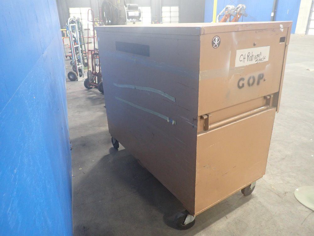 Knaack Mfg. Co. 47.8 Cu. Ft. Portable Jobsite Box - Storage Master 89
