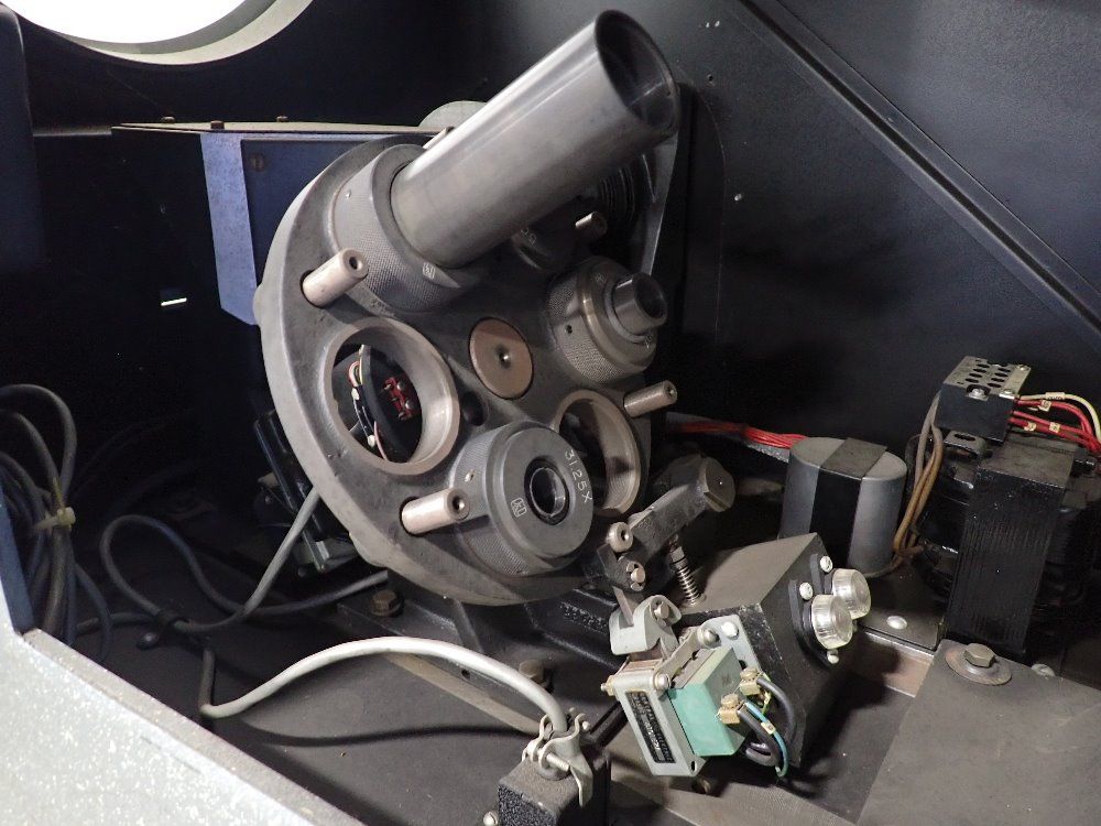 Jones & Lamson Optical Comparator & Measuring Machine - Fc-14