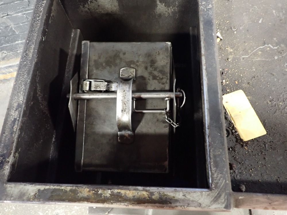 Atlas 12" X 6" X 12" Parts Tumbler