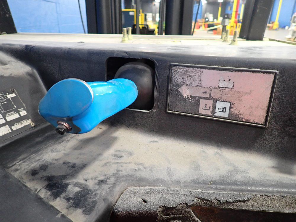 Crown 3700# Stand Up Electric Fork Lift - 40rctt-s