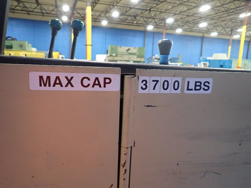 Crown 3700# Stand Up Electric Fork Lift - 40rctt-s