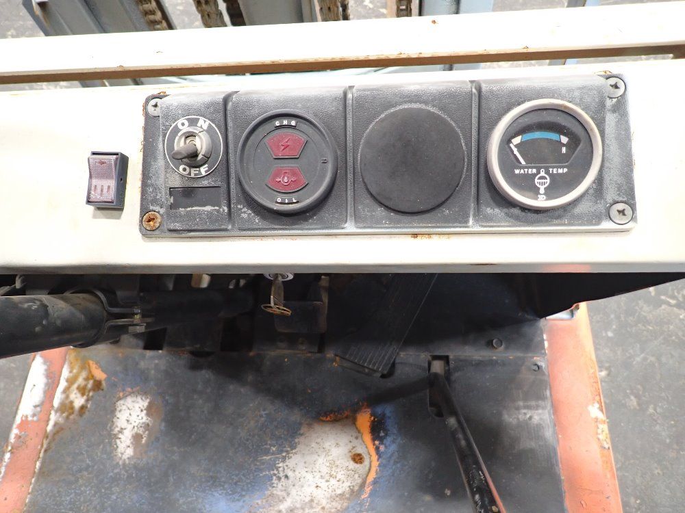 Toyota 1500lbs Propane Forklift - 40-2fg9