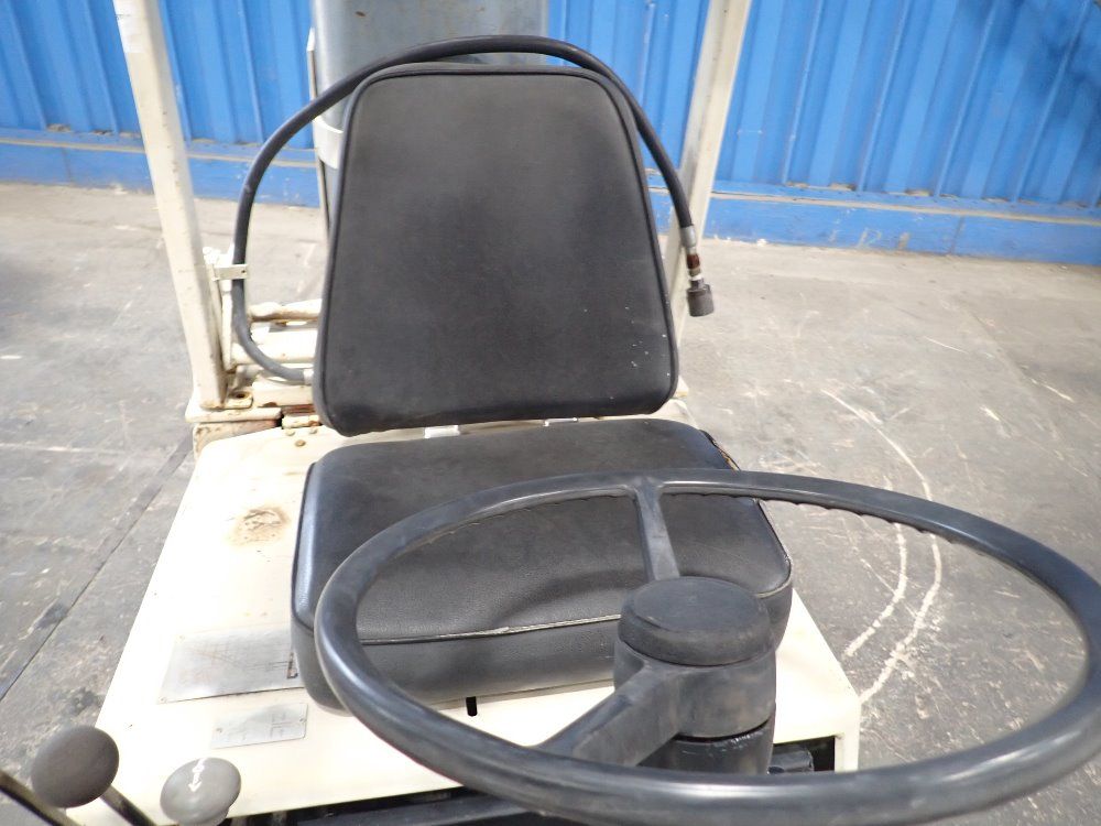 Toyota 1500lbs Propane Forklift - 40-2fg9