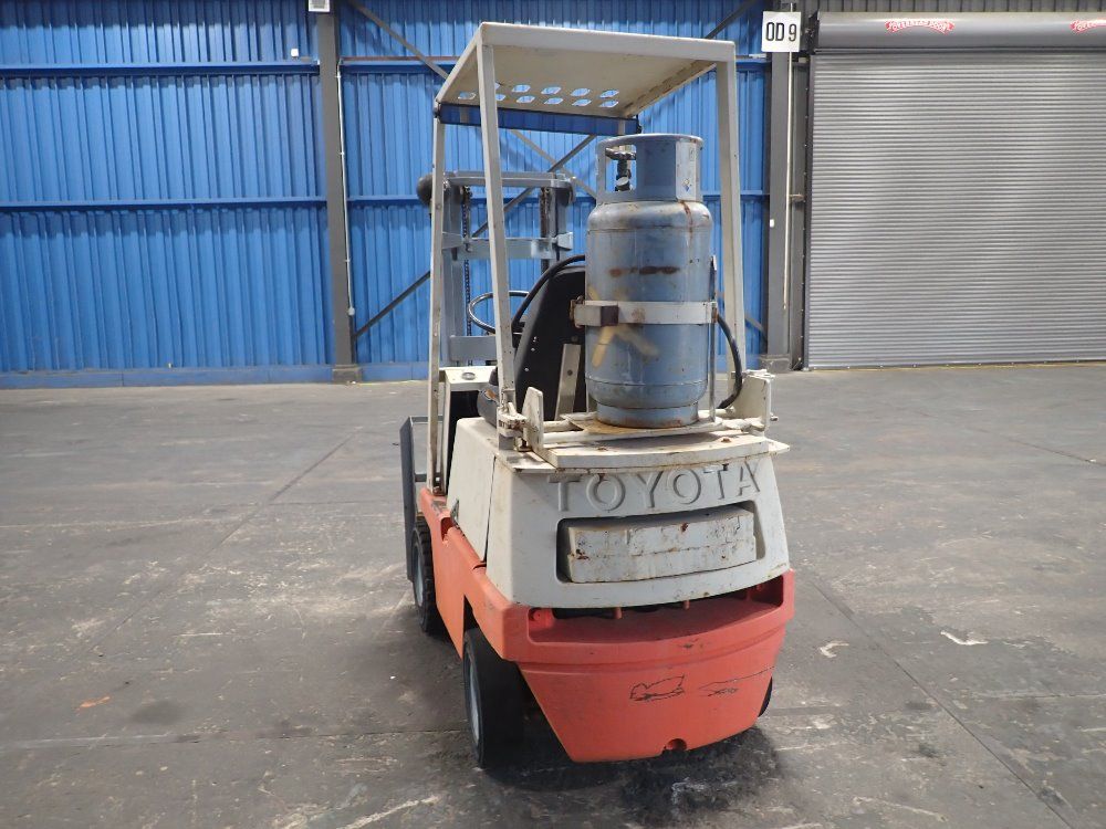 Toyota 1500lbs Propane Forklift - 40-2fg9