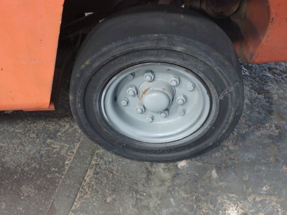 Toyota 1500lbs Propane Forklift - 40-2fg9