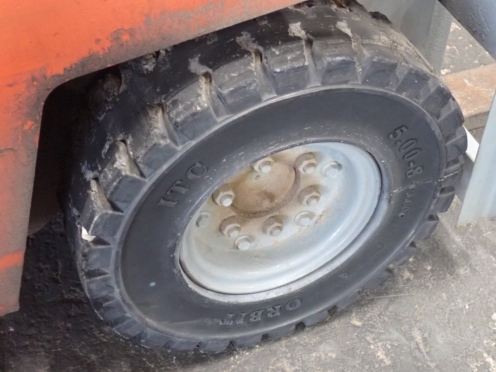 Toyota 1500lbs Propane Forklift - 40-2fg9