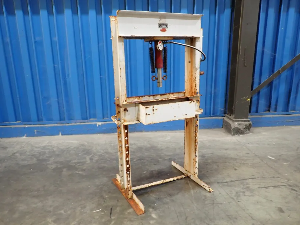 Red Arrow Tow Bar Hydraulic Shop Press - U-32905