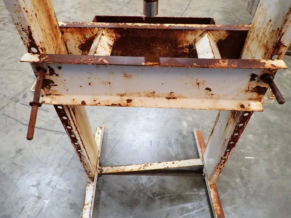 Red Arrow Tow Bar Hydraulic Shop Press - U-32905