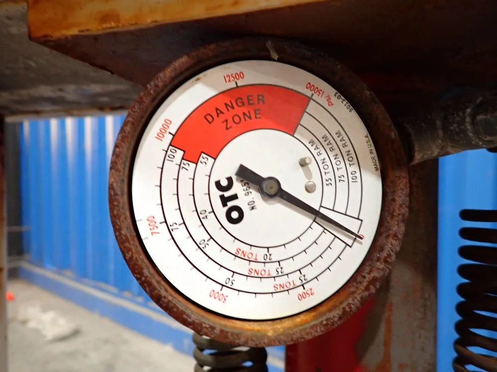 Red Arrow Tow Bar Hydraulic Shop Press - U-32905