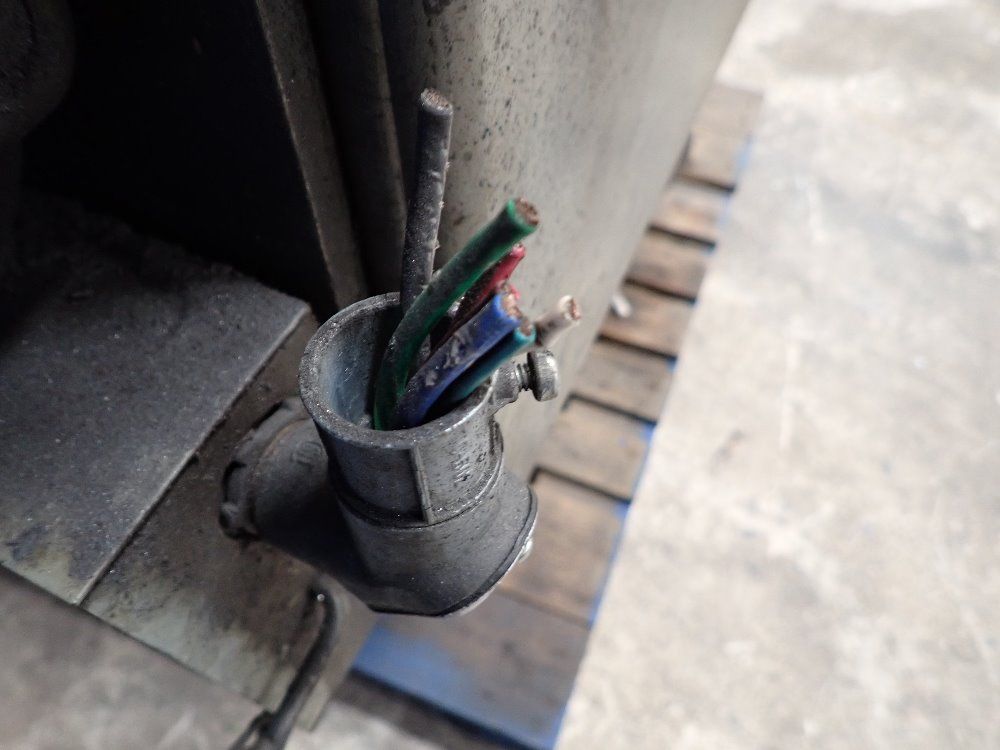 Brown & Sharpe 18x6 Surface Grinder