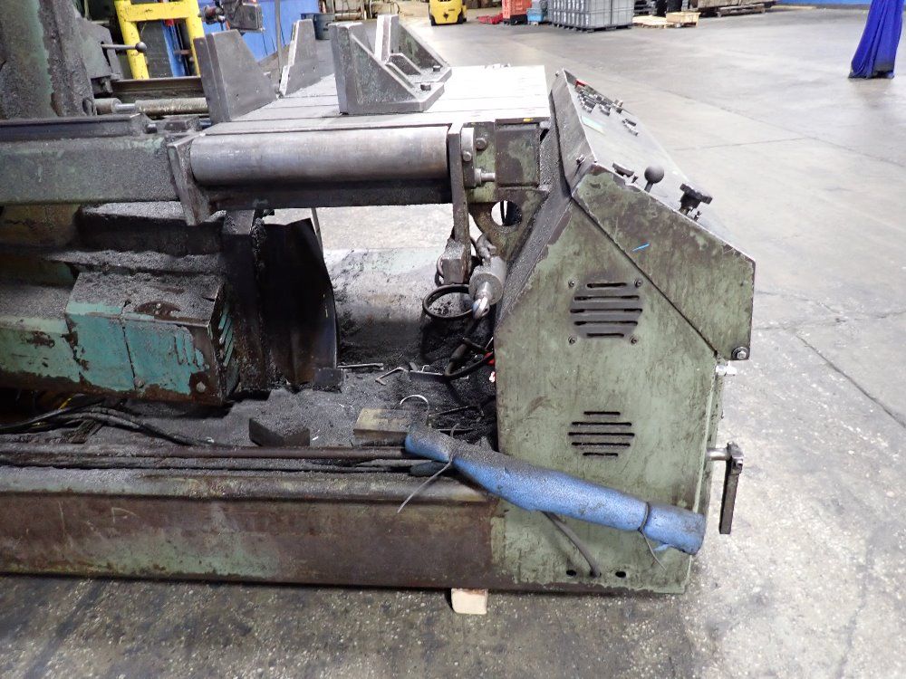 Hyd-mech 19 1/2" Vertical Band Saw - V-18