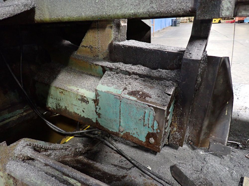 Hyd-mech 19 1/2" Vertical Band Saw - V-18