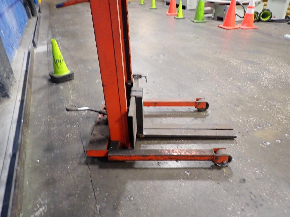 Presto 1000# Lift - M478