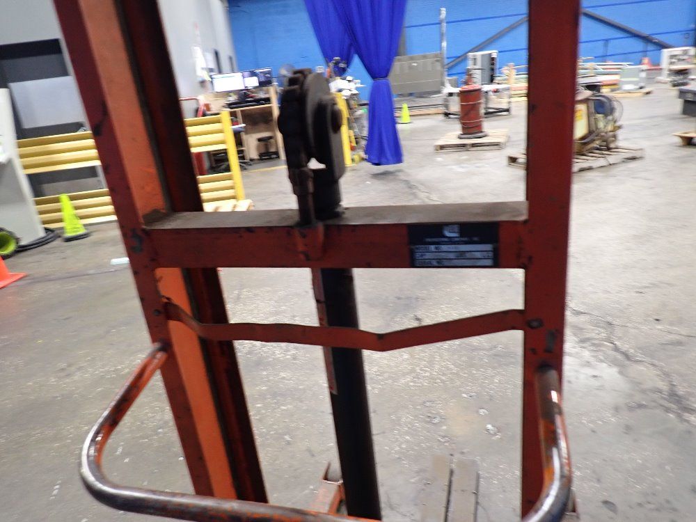 Presto 1000# Lift - M478