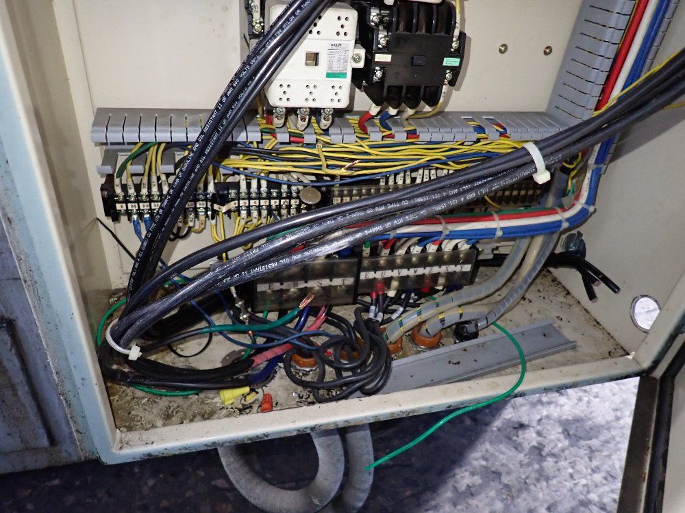 Dainichi 24" / 26" X 65" Gap Bed Lathe - Dlg-shb