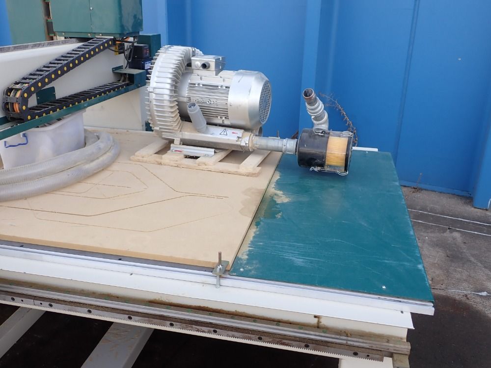 Grizzly Industrial 4'x8' Cnc Router - G0895