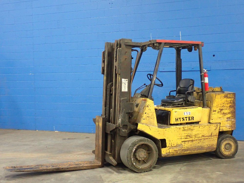 Hyster 7700 Lbs. Propane Forklift - S120xls