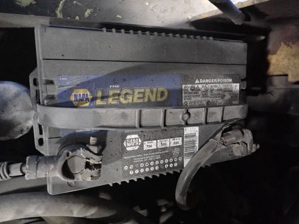 Hyster 7700 Lbs. Propane Forklift - S120xls