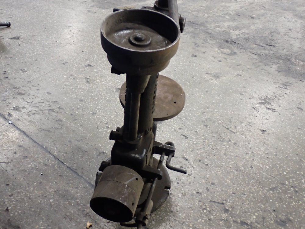 Gamedy Otto 5 1/2" Throat Manual Drill Press