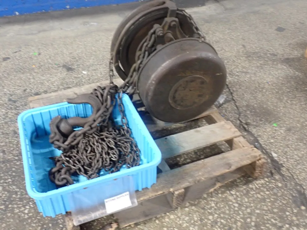 Chester 2 Ton Chain Hoist