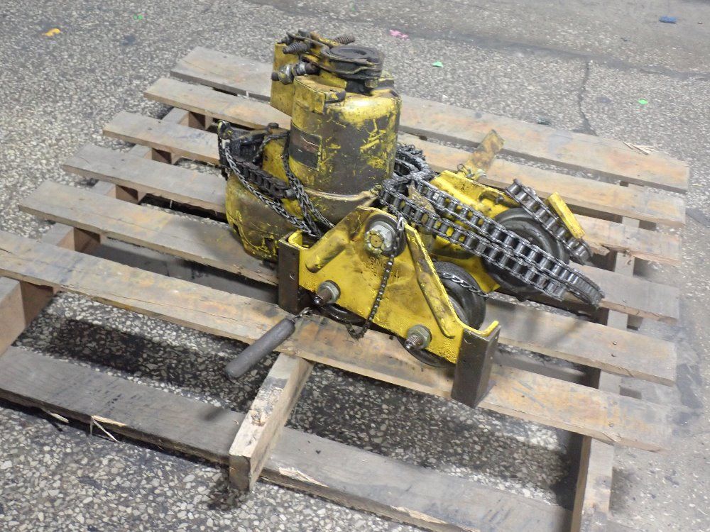 Budgit 1 Ton Hoist - Es