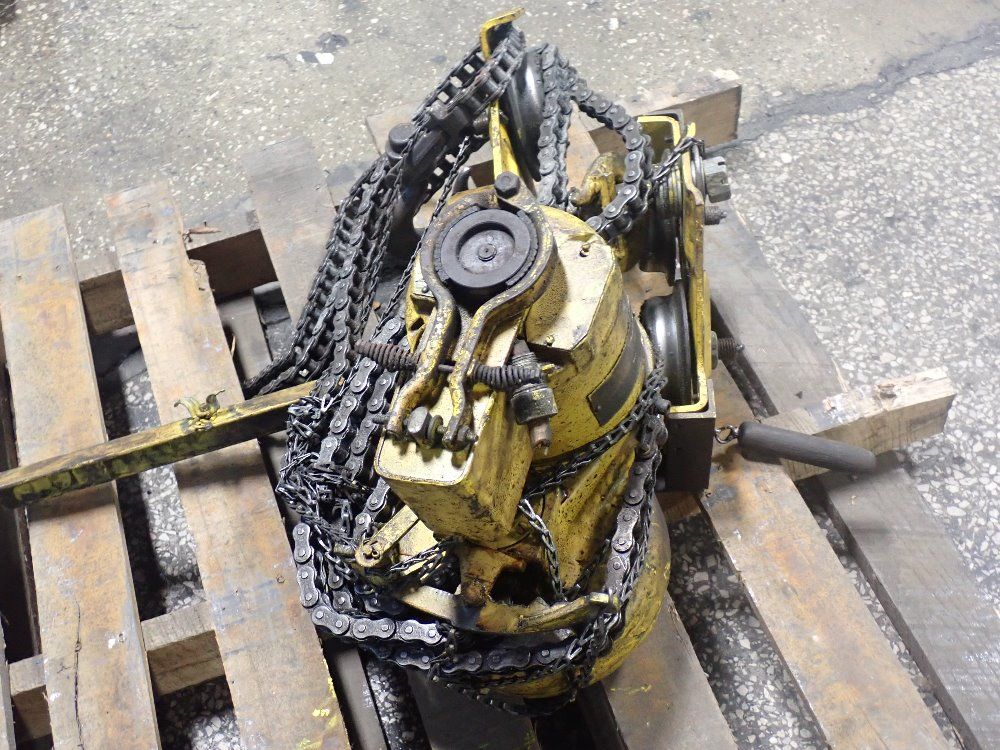 Budgit 1 Ton Hoist - Es