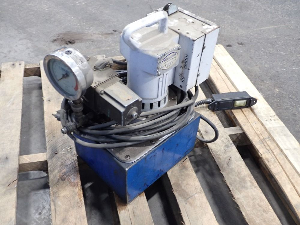 Bolttech Hydraulic Pump