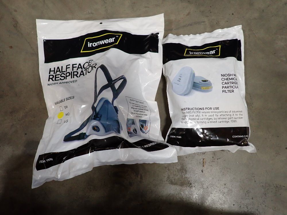 Medium Mask And Filter Set