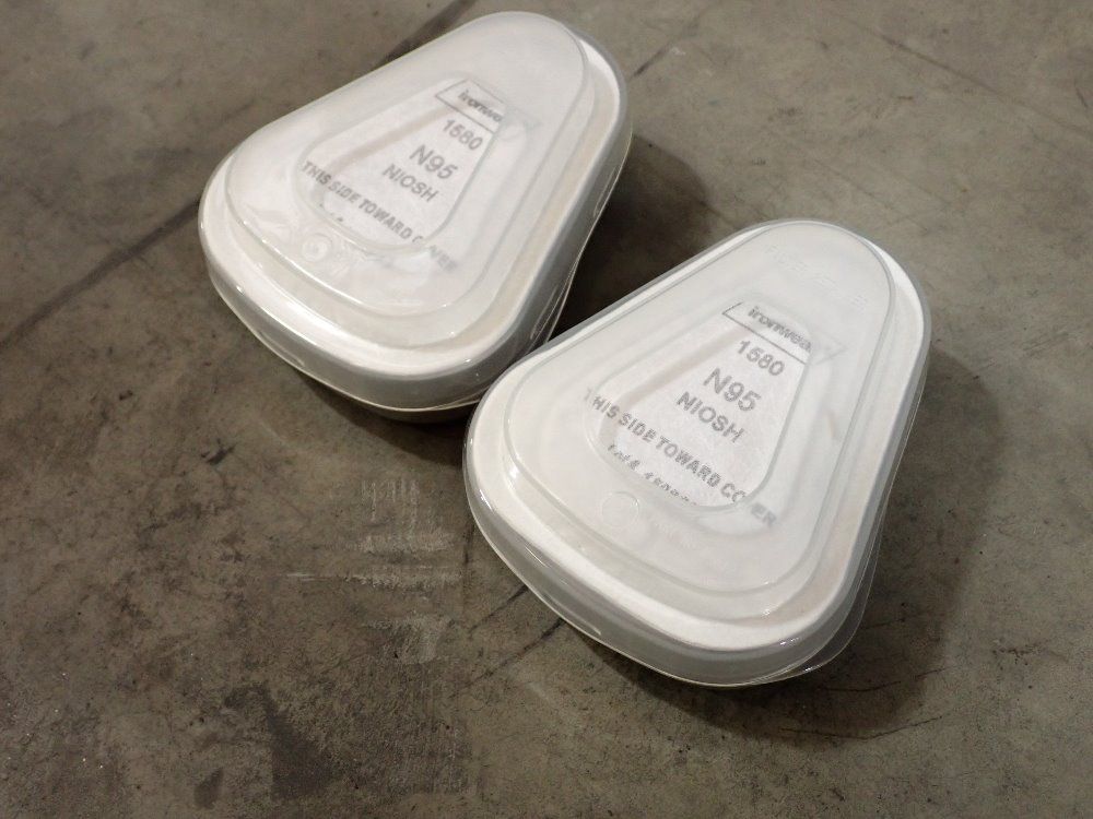 Medium Mask And Filter Set