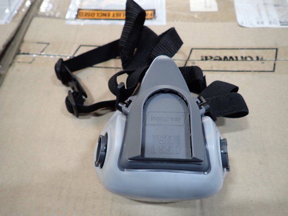 Medium Mask And Filter Set