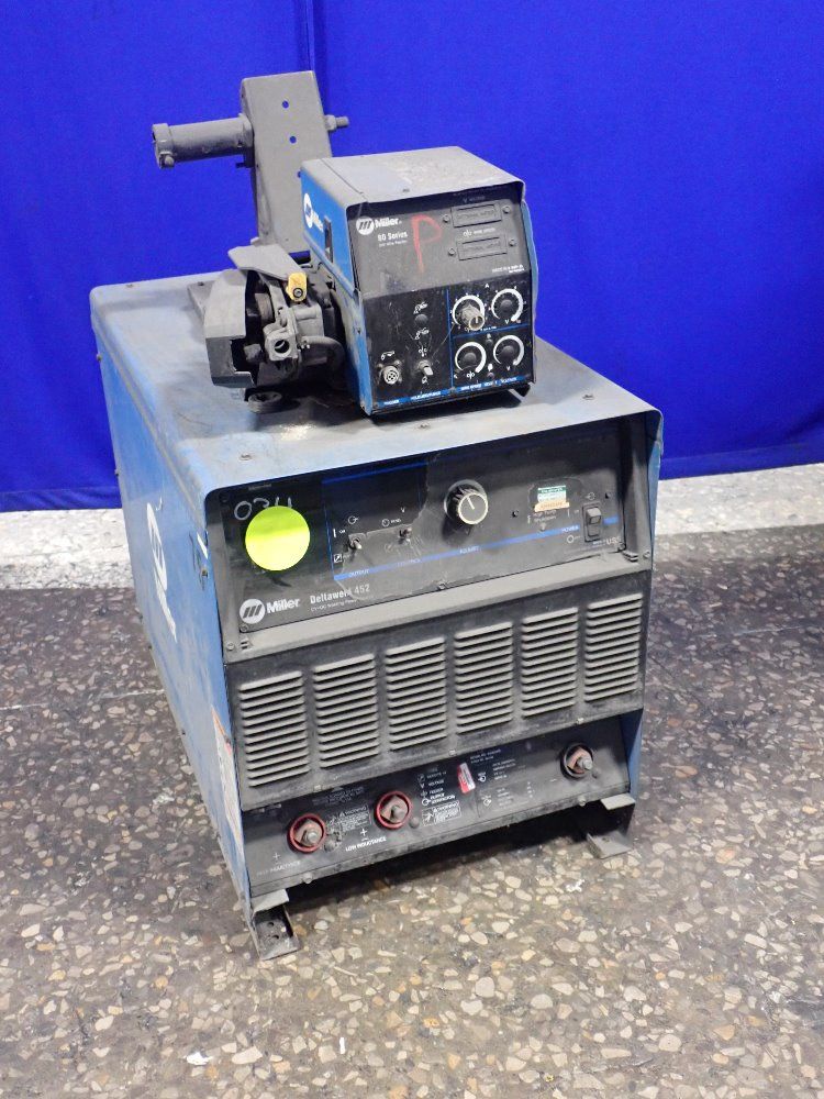 Miller 450 Amps Welder - Deltaweld 452