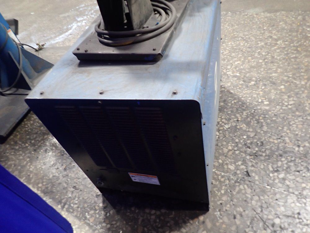 Miller 450 Amps Welder - Deltaweld 452