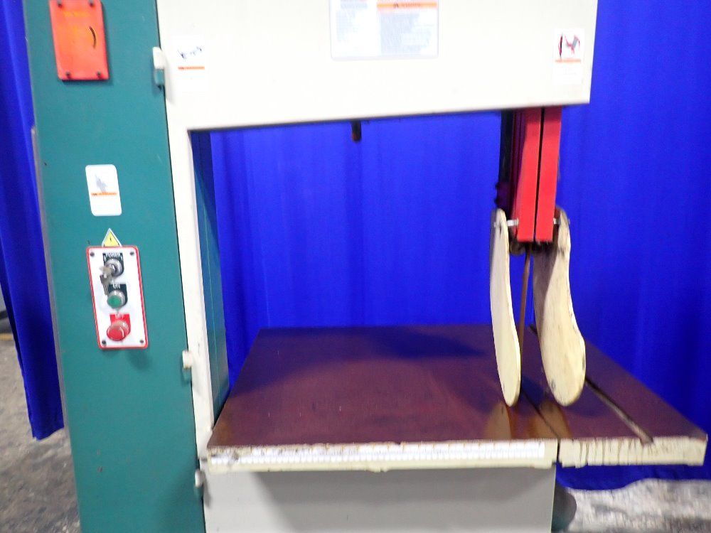 Grizzly Vertical Band Saw - Go568 24