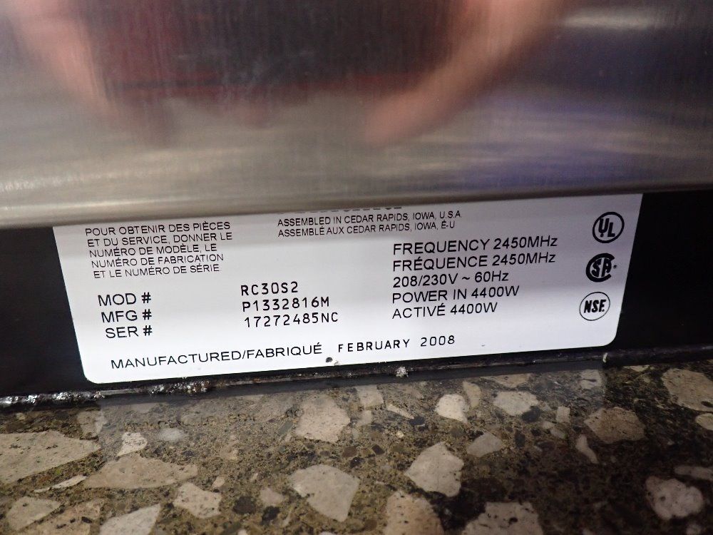 Amana Commercial Microwave - Rc30s