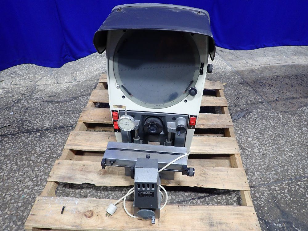 Gage Master 14" Optical Comparator - 25