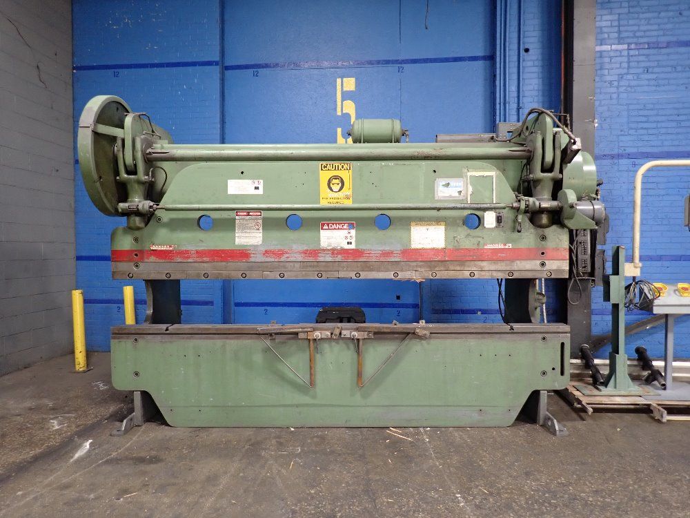 Cincinnati 144" X 135 Tons Press Brake - 5 Series X 10