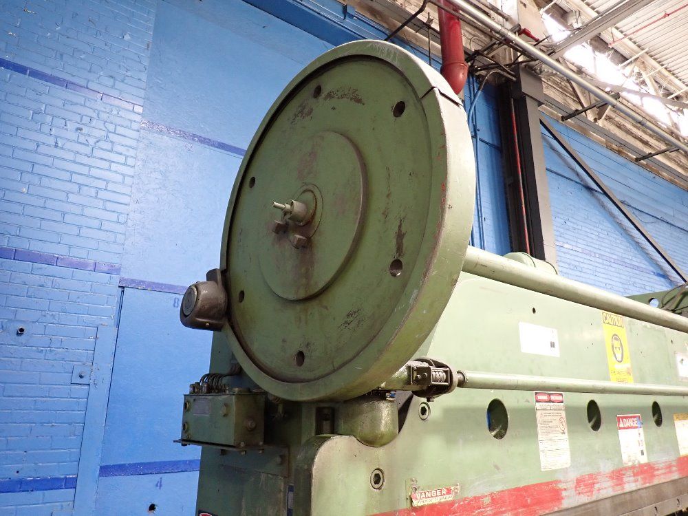 Cincinnati 144" X 135 Tons Press Brake - 5 Series X 10