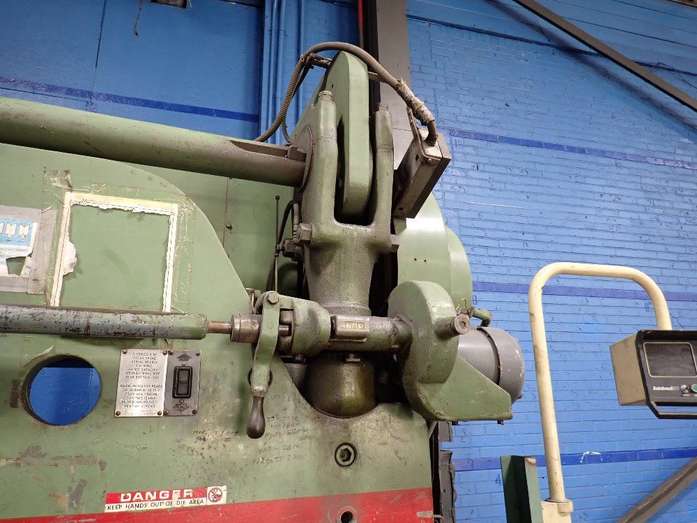 Cincinnati 144" X 135 Tons Press Brake - 5 Series X 10