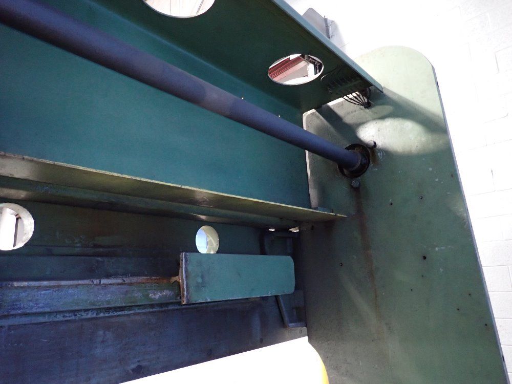 Cincinnati 144" X 135 Tons Press Brake - 5 Series X 10