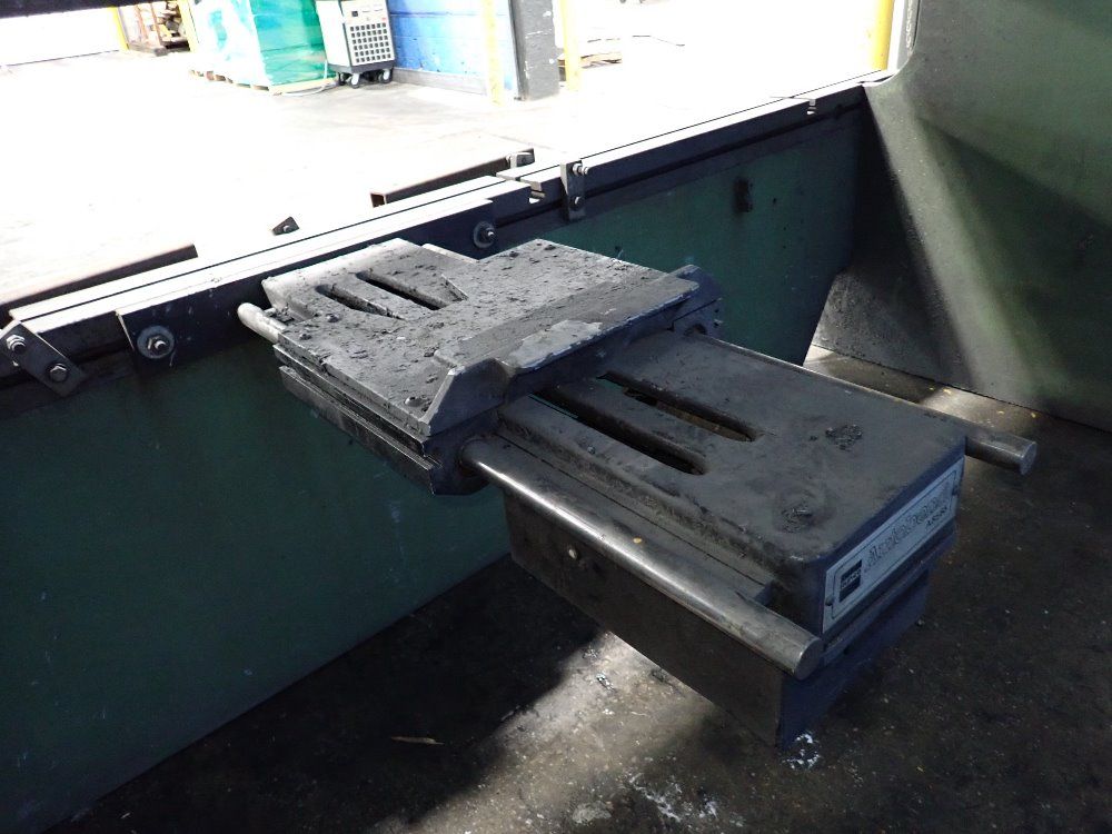 Cincinnati 144" X 135 Tons Press Brake - 5 Series X 10