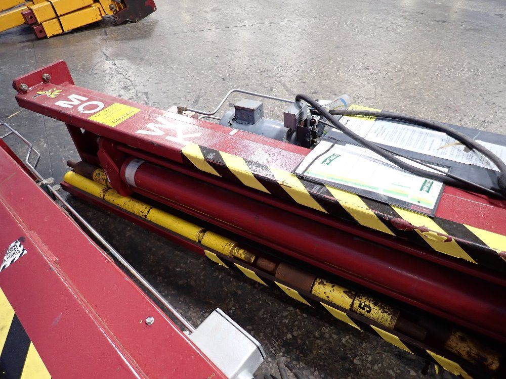 Mohawk 12000 Lbs Hydraulic Lift - Lmf-12