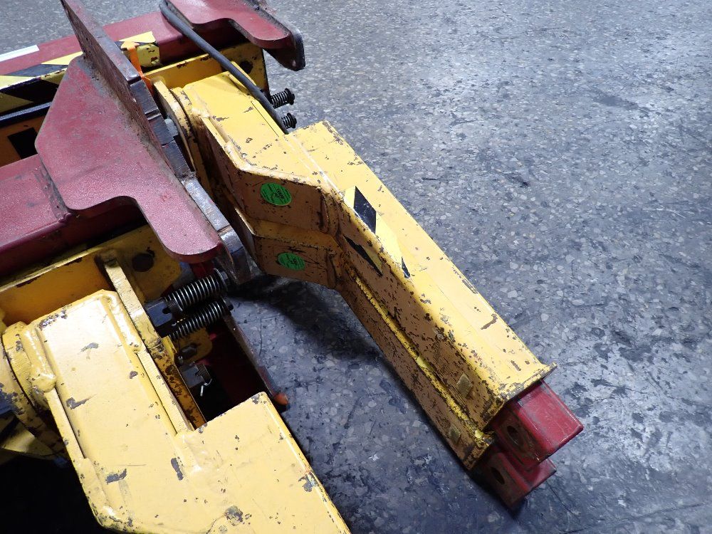 Mohawk 12000 Lbs Hydraulic Lift - Lmf-12