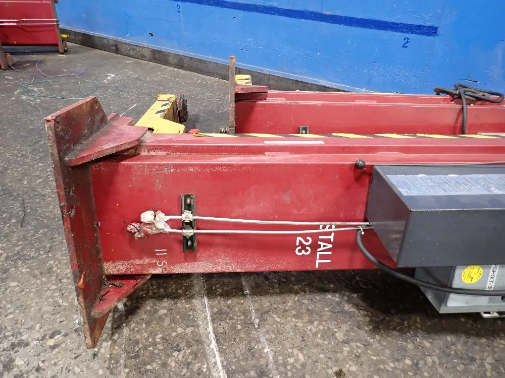 Mohawk 12000 Lbs Hydraulic Lift - Lmf-12