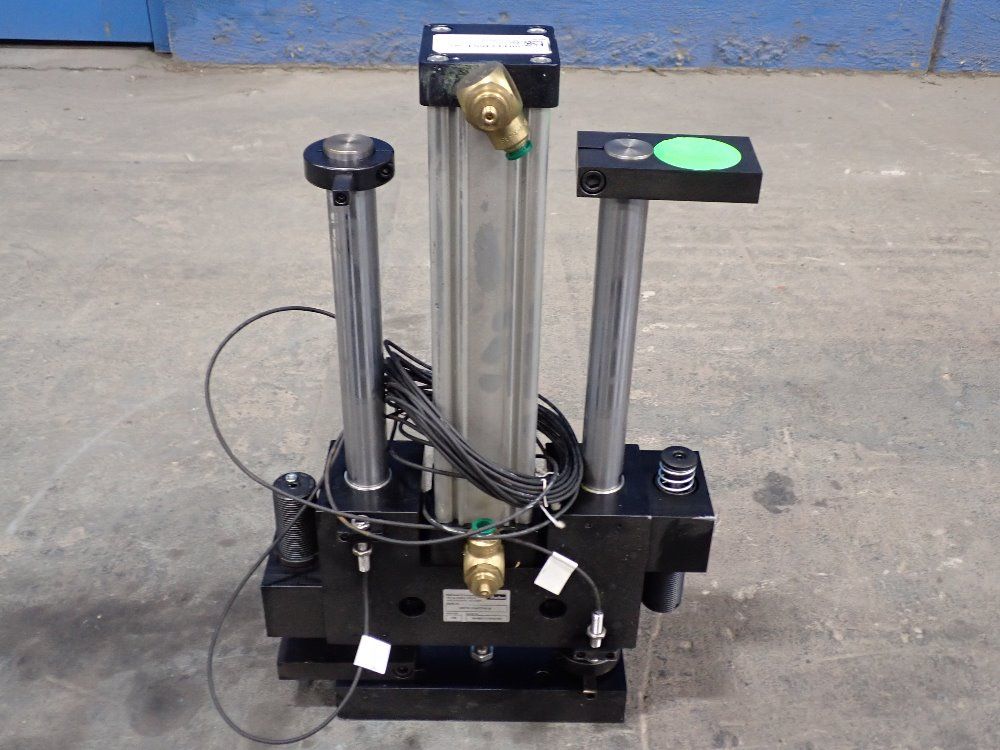 Parker Double Air Cylinder - Hbc25-10aptf4a-b