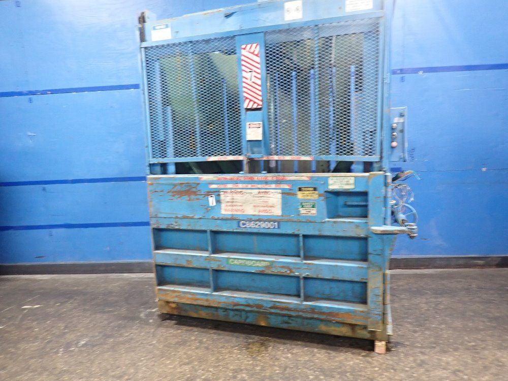 Ptr 30" X 62" X 57" Id Baler - 72ehdch