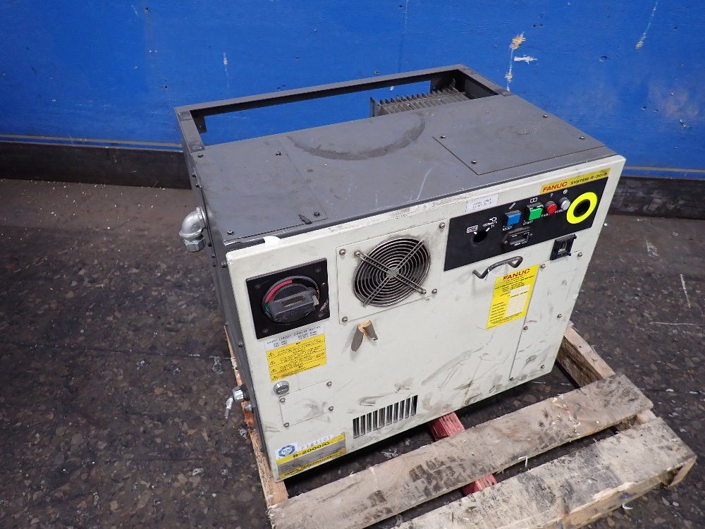 Fanuc 2017 Fanuc R-30ib / A05b-2610-b022 Robot Control Cabinet - R-30ib / A05b-2610-b022