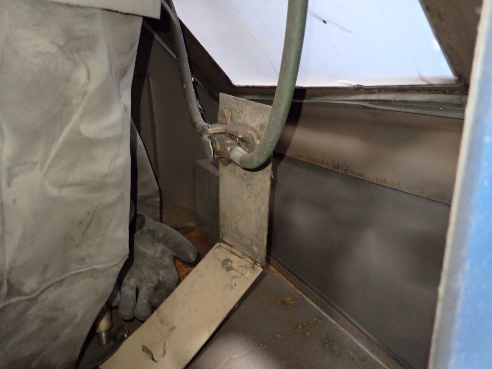 Trinco 34" X 23" X 23" Blast Cabinet - 36