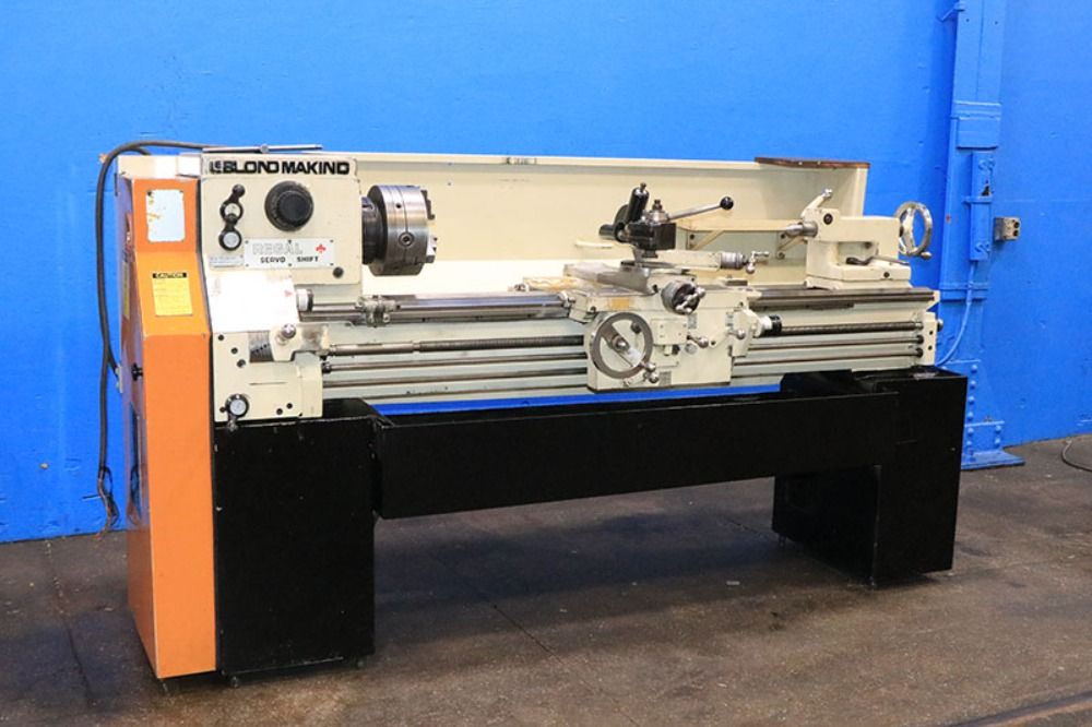 Leblond Makino 1994 Leblond Makino 15 Regal Servo Shift Engine Lathe