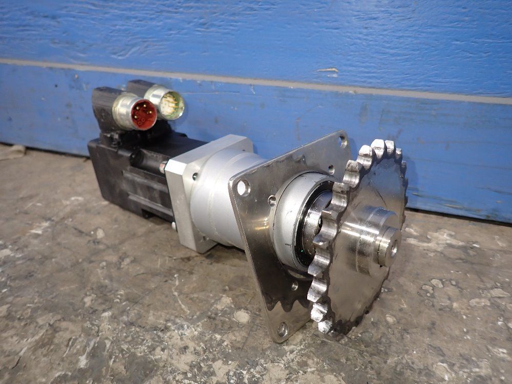 Allen Bradley .16 Kw Servo Motor - Mpl-b1510v-vj72aa