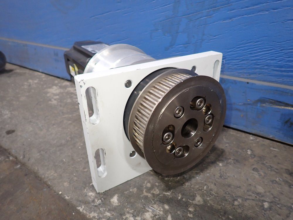 Allen Bradley 1.01 Hp Servo Motor - Mpm-b1151f-mj74aa